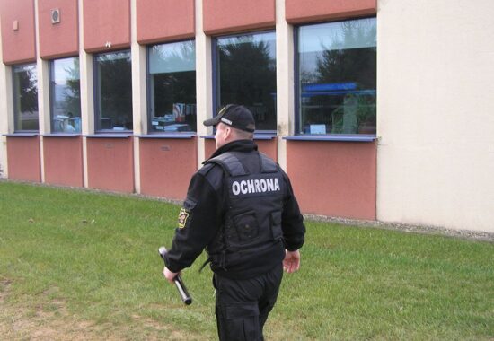 08